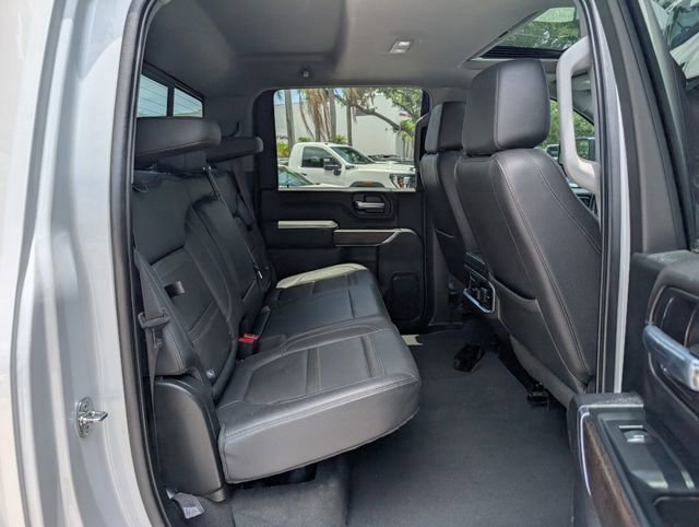 Used 2023 GMC Sierra 2500 Denali w/ Denali Ultimate Package AWD/4WD image 17