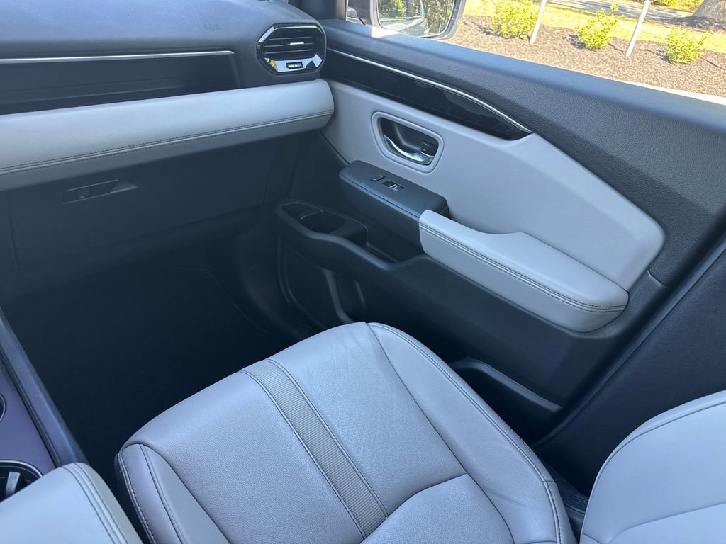 Used 2025 Honda Pilot EX-L image 18