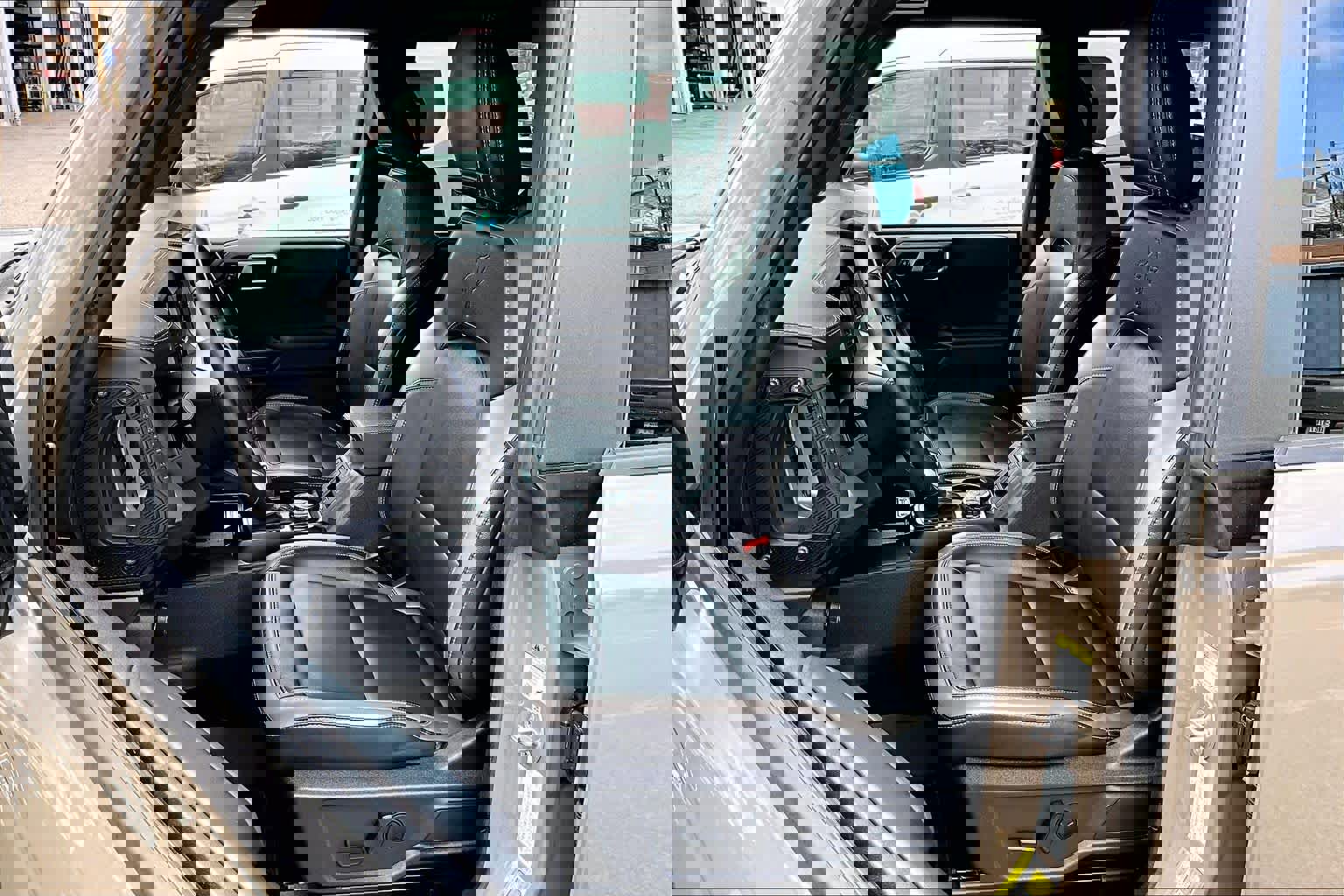 Certified 2025 Ford Bronco Outer Banks image 8