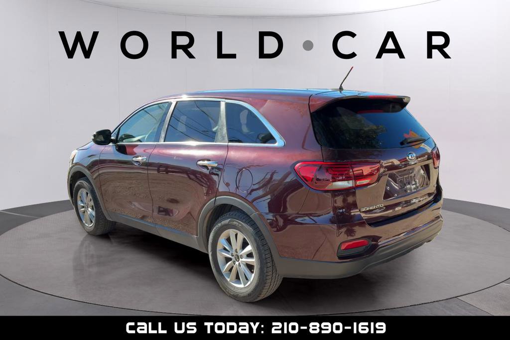 Used 2019 Kia Sorento FWD image 5