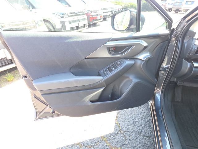 Used 2025 Subaru Impreza 2.0i image 8