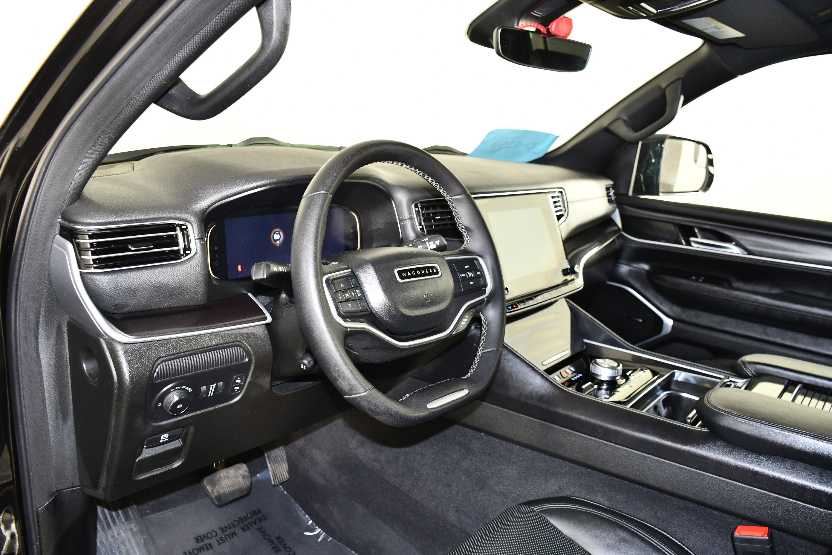 Used 2024 Jeep Wagoneer 4WD w/ HD Trailer Tow Package image 40