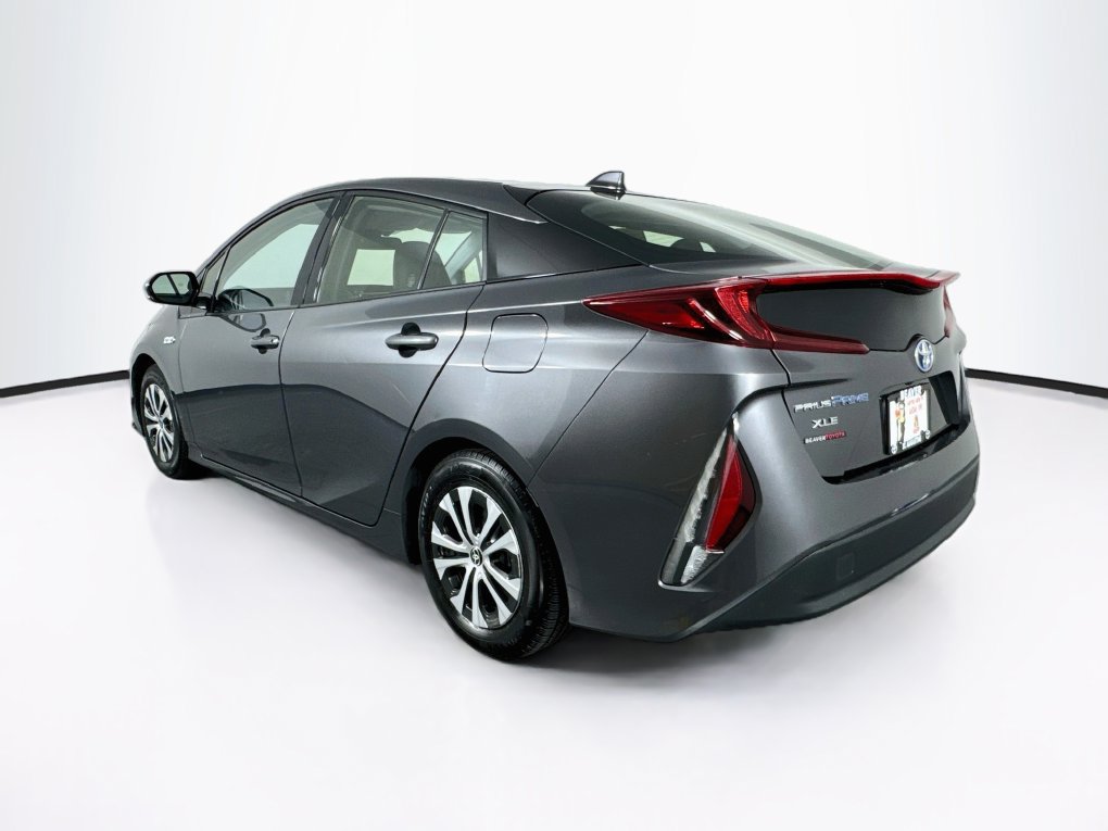 Used 2020 Toyota Prius Prime XLE FWD image 7