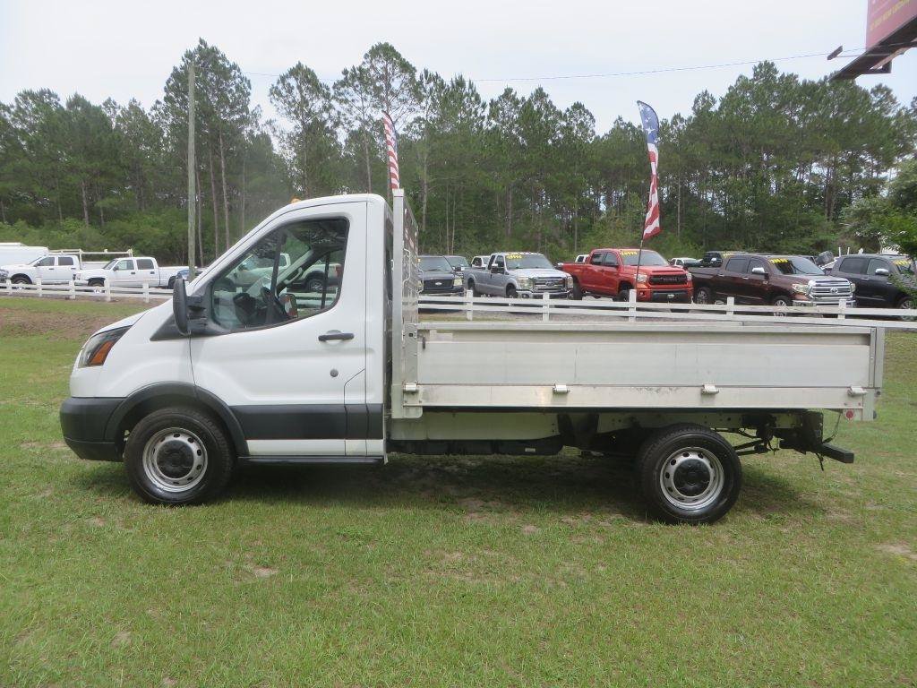 Used 2018 Ford Transit 250 138 RWD image 1