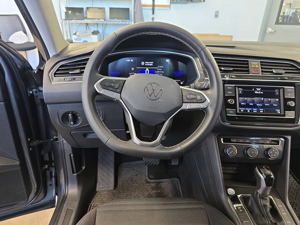 Used 2024 Volkswagen Tiguan S image 12