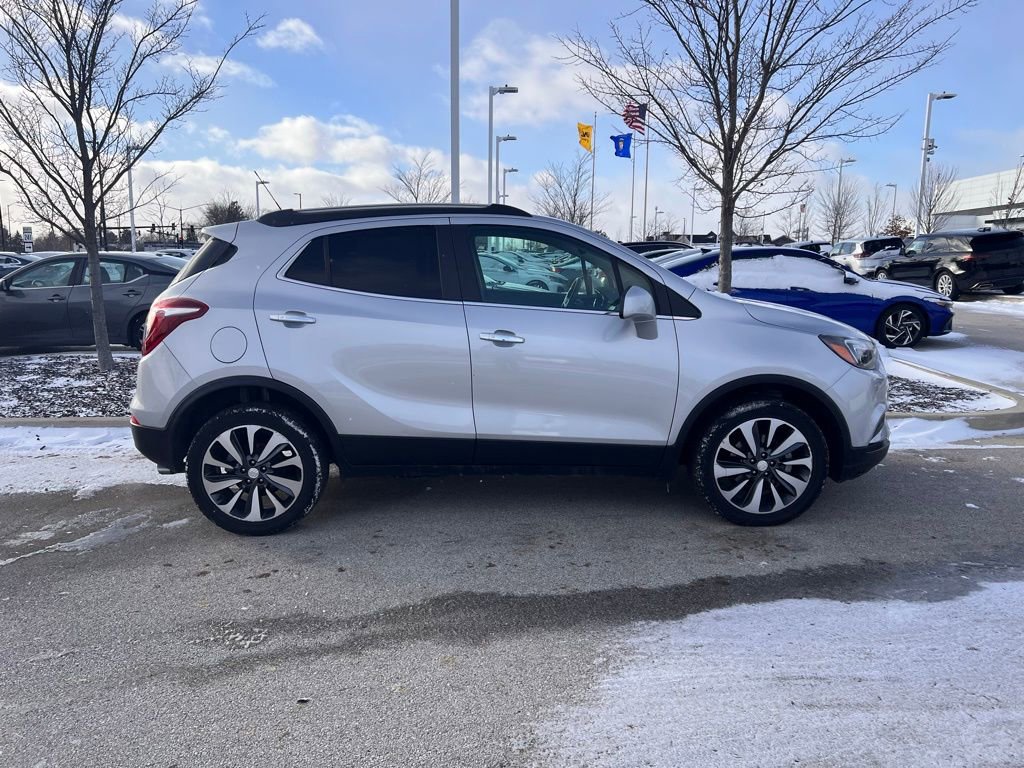 Used 2021 Buick Encore Preferred image 4