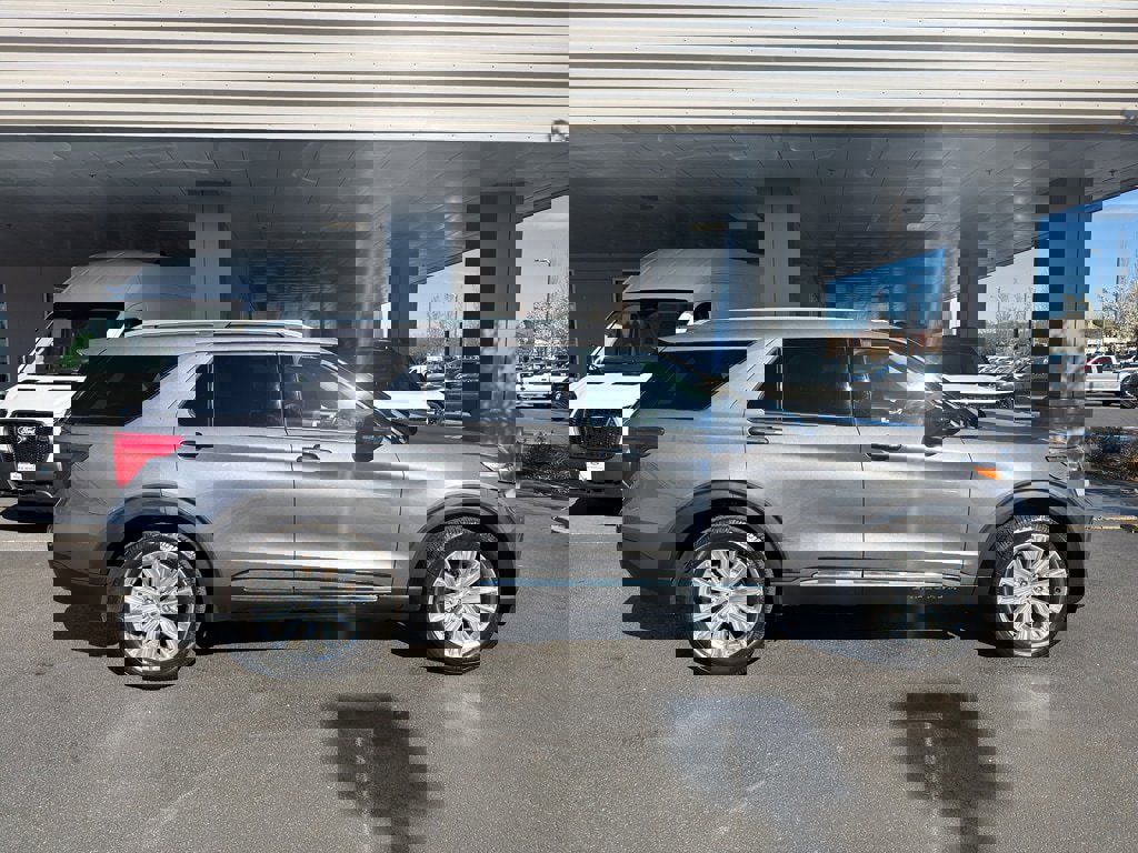 Used 2021 Ford Explorer Limited w/ Hybrid Equipment Group 310A image 8