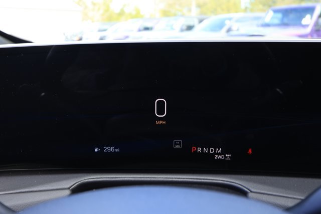 Used 2024 Cadillac XT4 Premium Luxury image 12