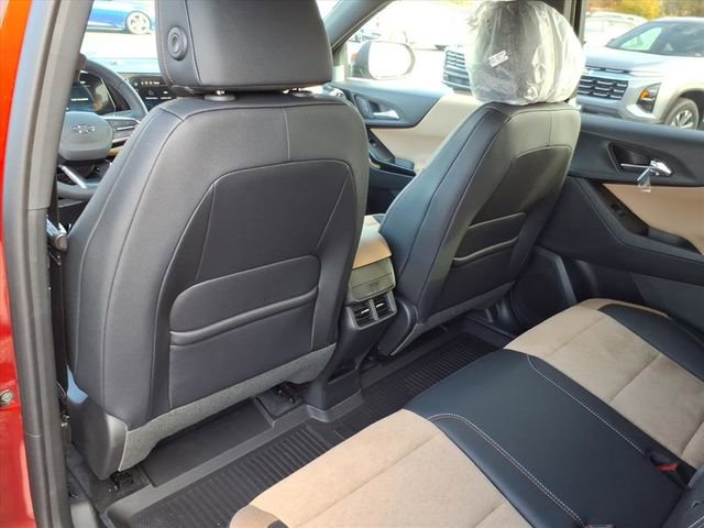 New 2026 Chevrolet Equinox ACTIV w/ LPO, Floor Liner Package image 10