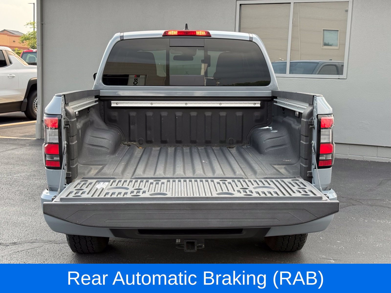 Used 2023 Nissan Frontier PRO-4X w/ Pro Convenience Package AWD/4WD image 41