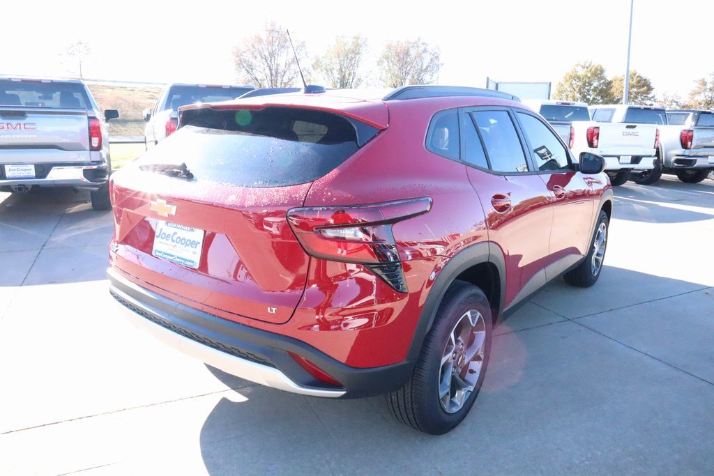 New 2026 Chevrolet Trax LT w/ Driver Confidence Package image 19