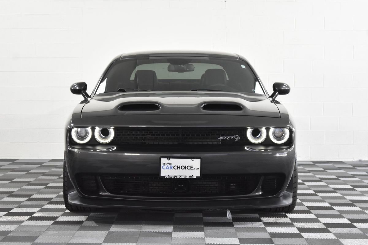 Used 2019 Dodge Challenger SRT Hellcat w/ Alcantara Appearance Package image 9