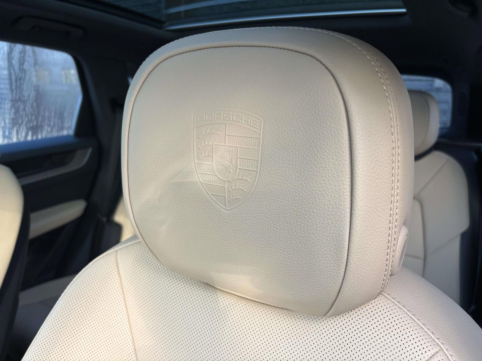 New 2026 Porsche Cayenne S AWD/4WD image 22