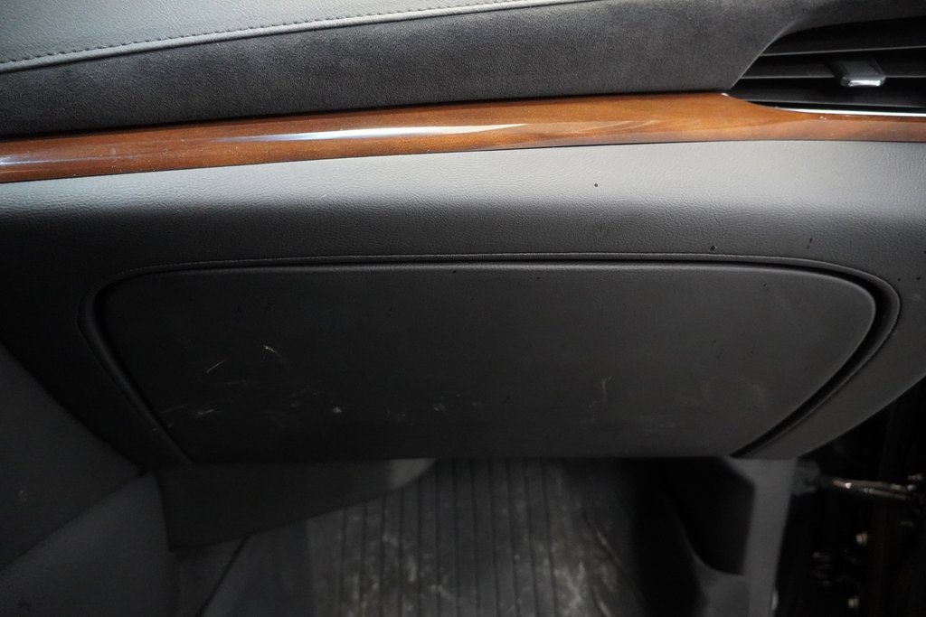 Used 2020 Cadillac Escalade ESV Luxury image 40