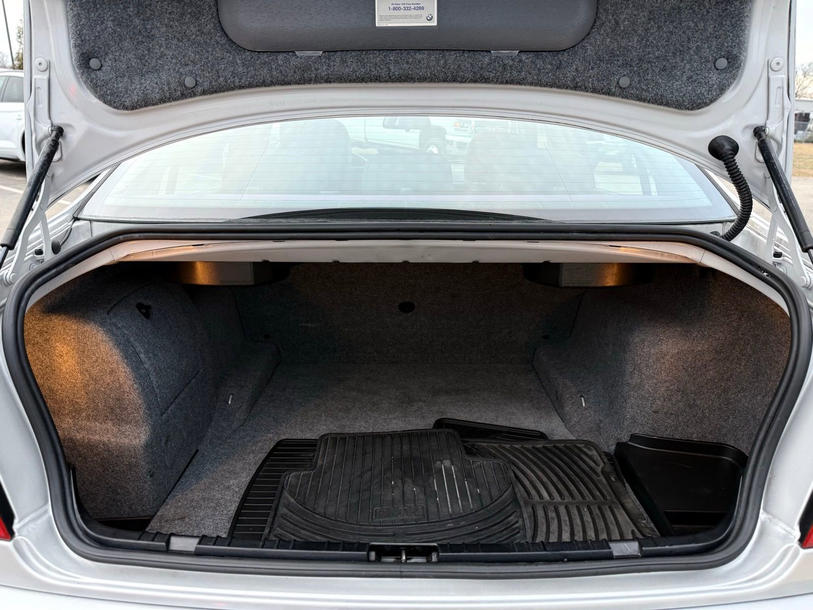 Used 2005 BMW 330xi Sedan image 47