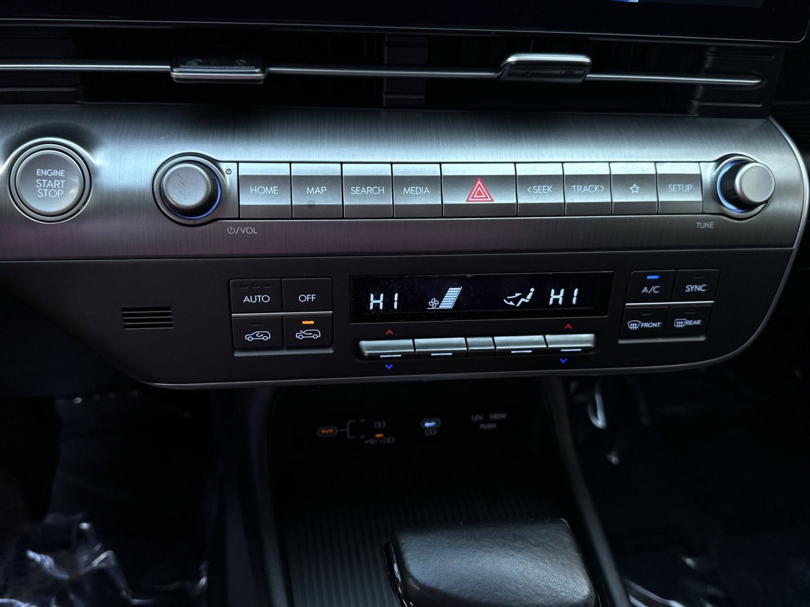 Used 2024 Hyundai Kona SEL FWD image 21