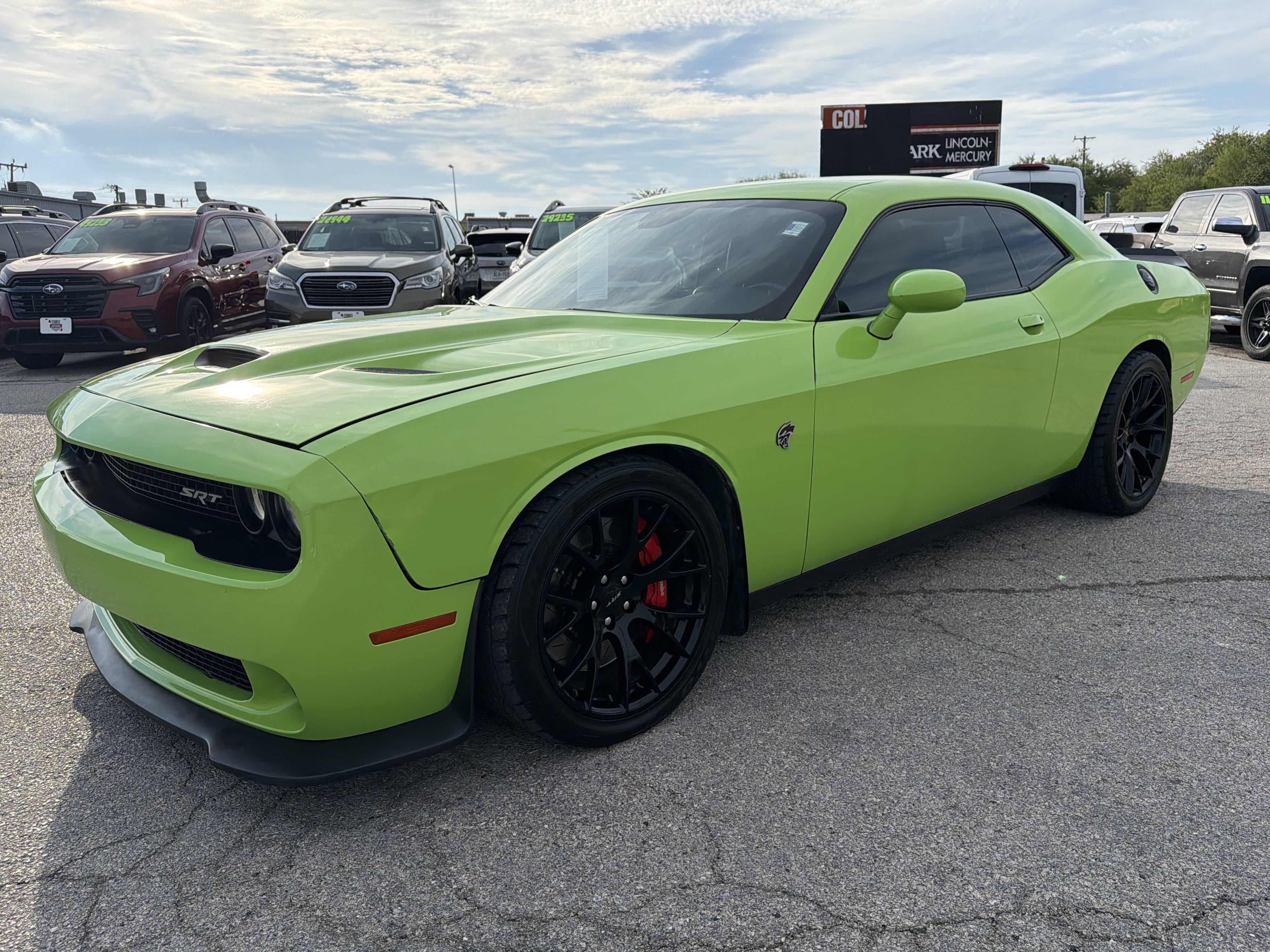 Used 2015 Dodge Challenger SRT Hellcat RWD image 7