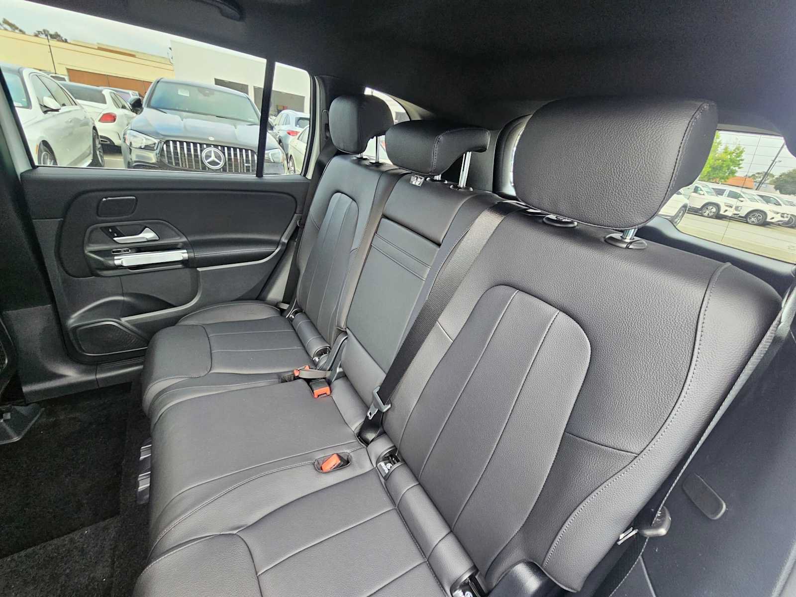 New 2026 Mercedes-Benz GLB 250 image 17