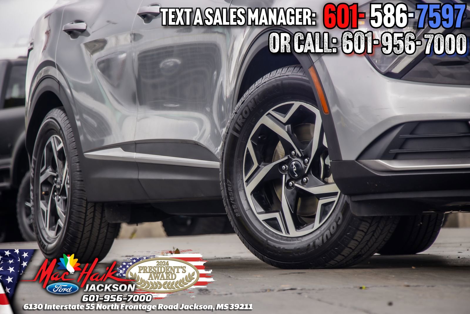 Used 2023 Kia Sportage LX image 2