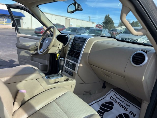 Used 2007 Mercury Mountaineer Base image 25