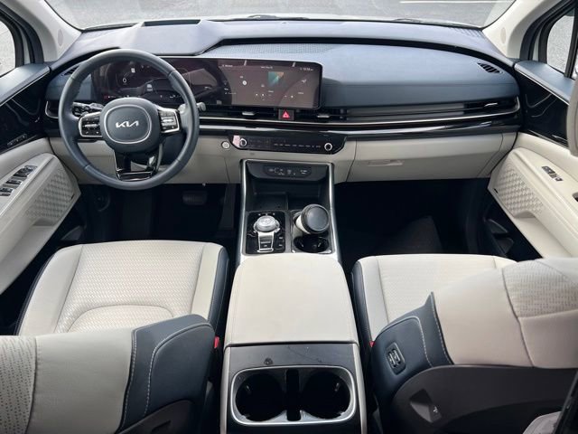 Certified 2025 Kia Carnival SX Prestige FWD image 10