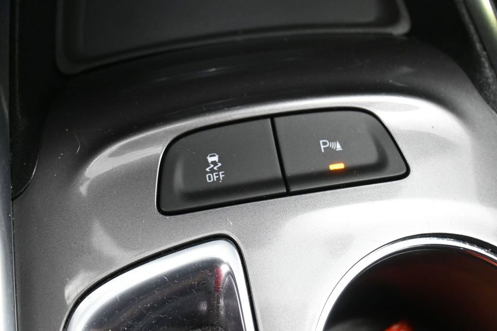 Used 2025 Chevrolet Malibu LT FWD image 30