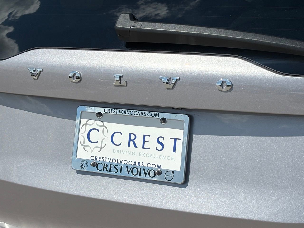 New 2026 Volvo XC90 B6 Plus w/ Protection Package Premier image 8