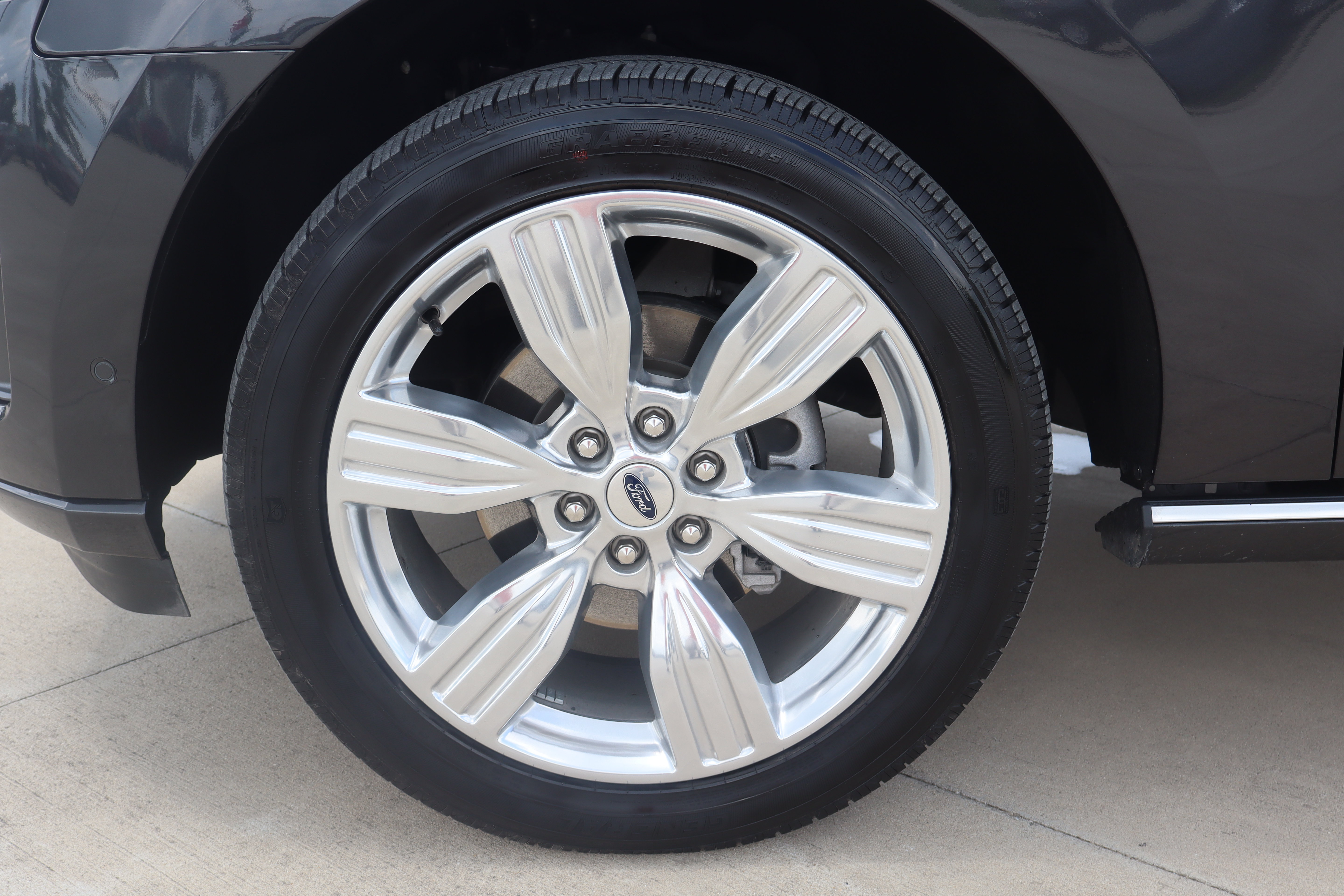 Used 2024 Ford Expedition Platinum AWD/4WD image 38