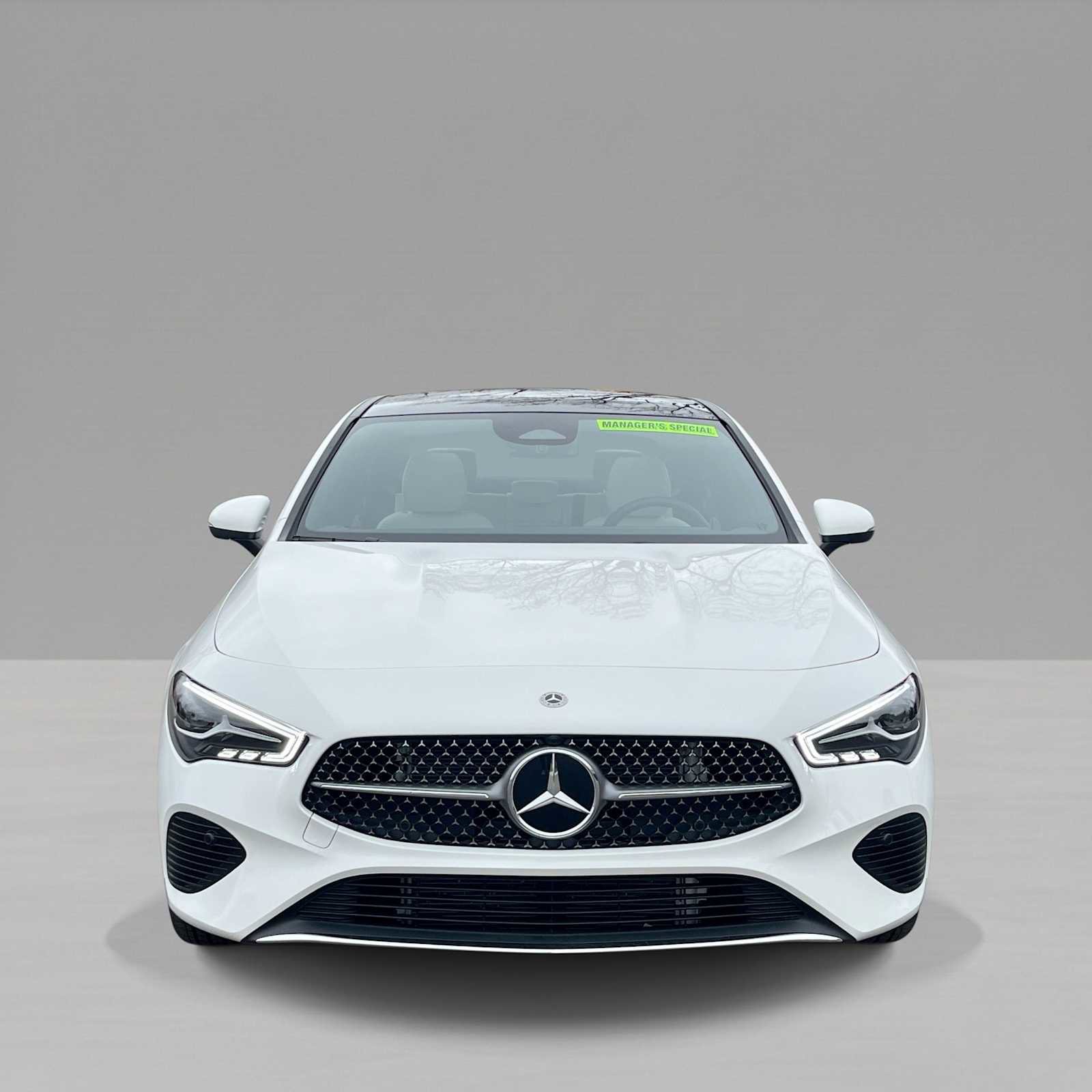 Used 2025 Mercedes-Benz CLA 250 4MATIC image 9