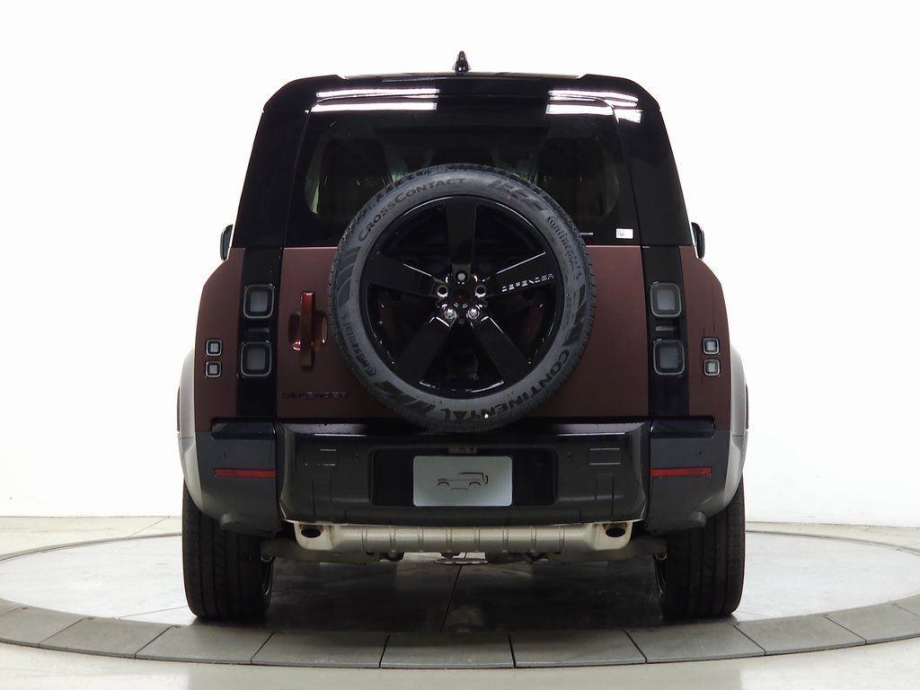 New 2026 Land Rover Defender 130 S image 4