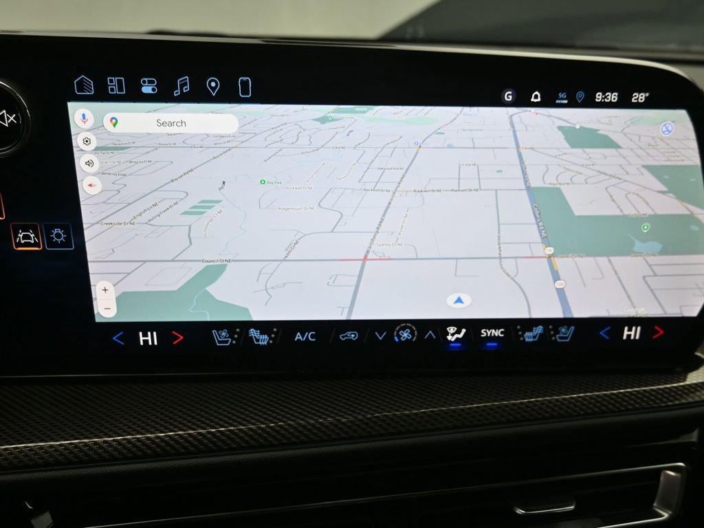 New 2026 Chevrolet Traverse High Country w/ LPO, Floor Liner Package AWD/4WD image 18