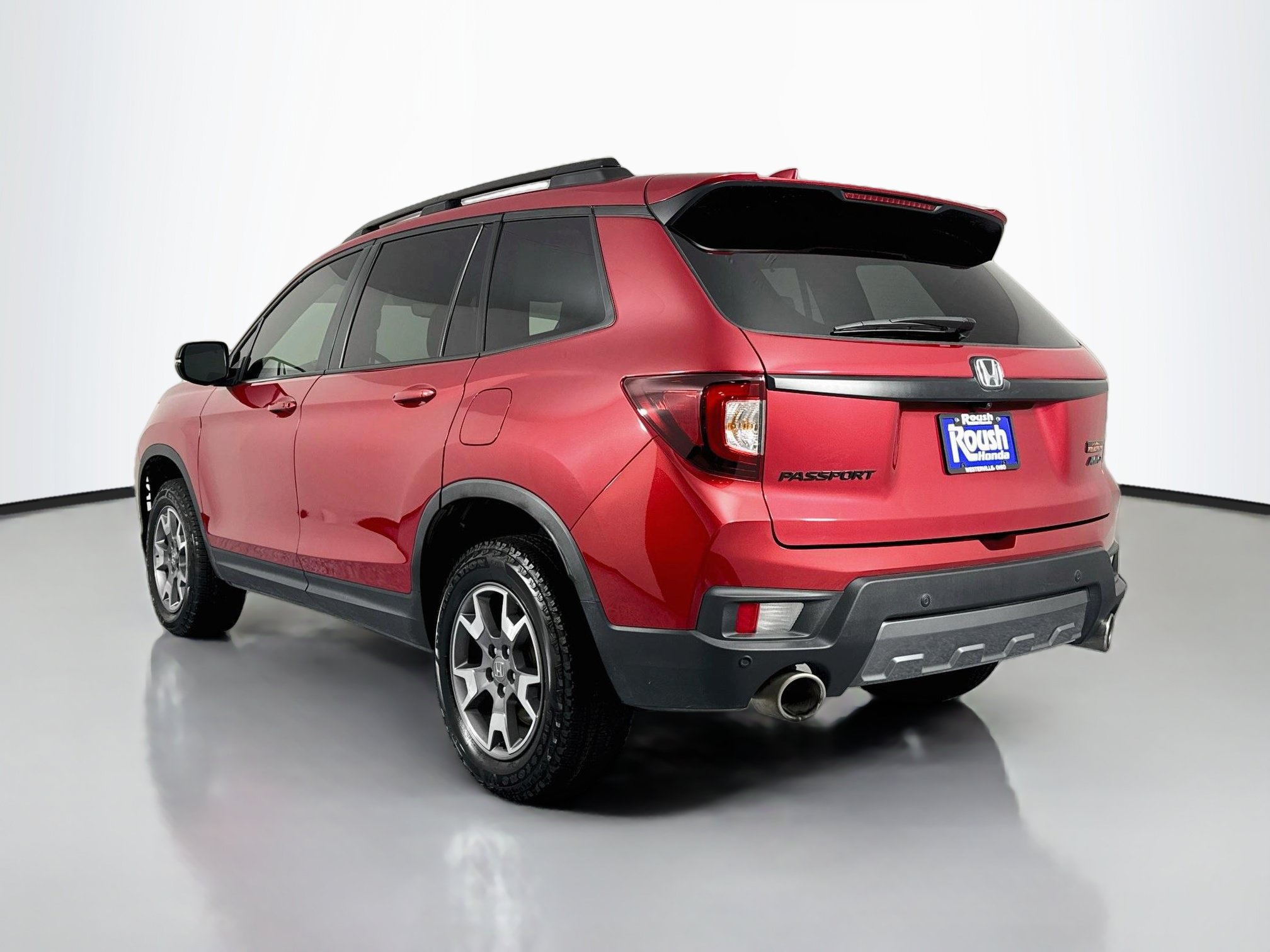 Certified 2023 Honda Passport TrailSport image 7