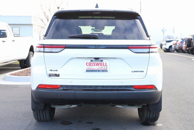 New 2025 Jeep Grand Cherokee Limited w/ Luxury Tech Group II AWD/4WD image 4