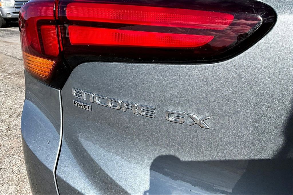Used 2025 Buick Encore GX Preferred image 21