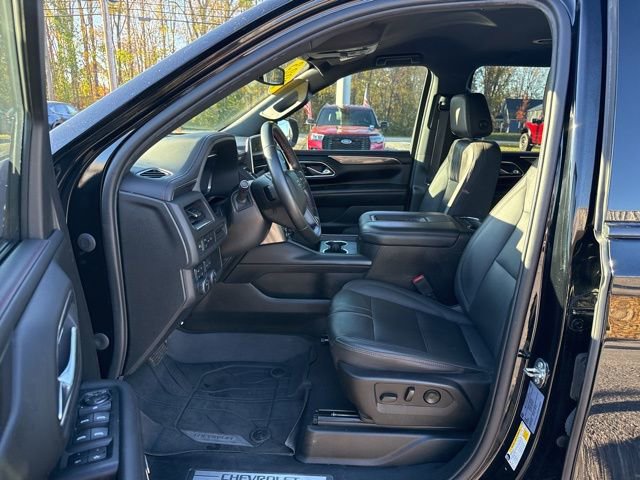 Used 2023 Chevrolet Suburban RST image 14