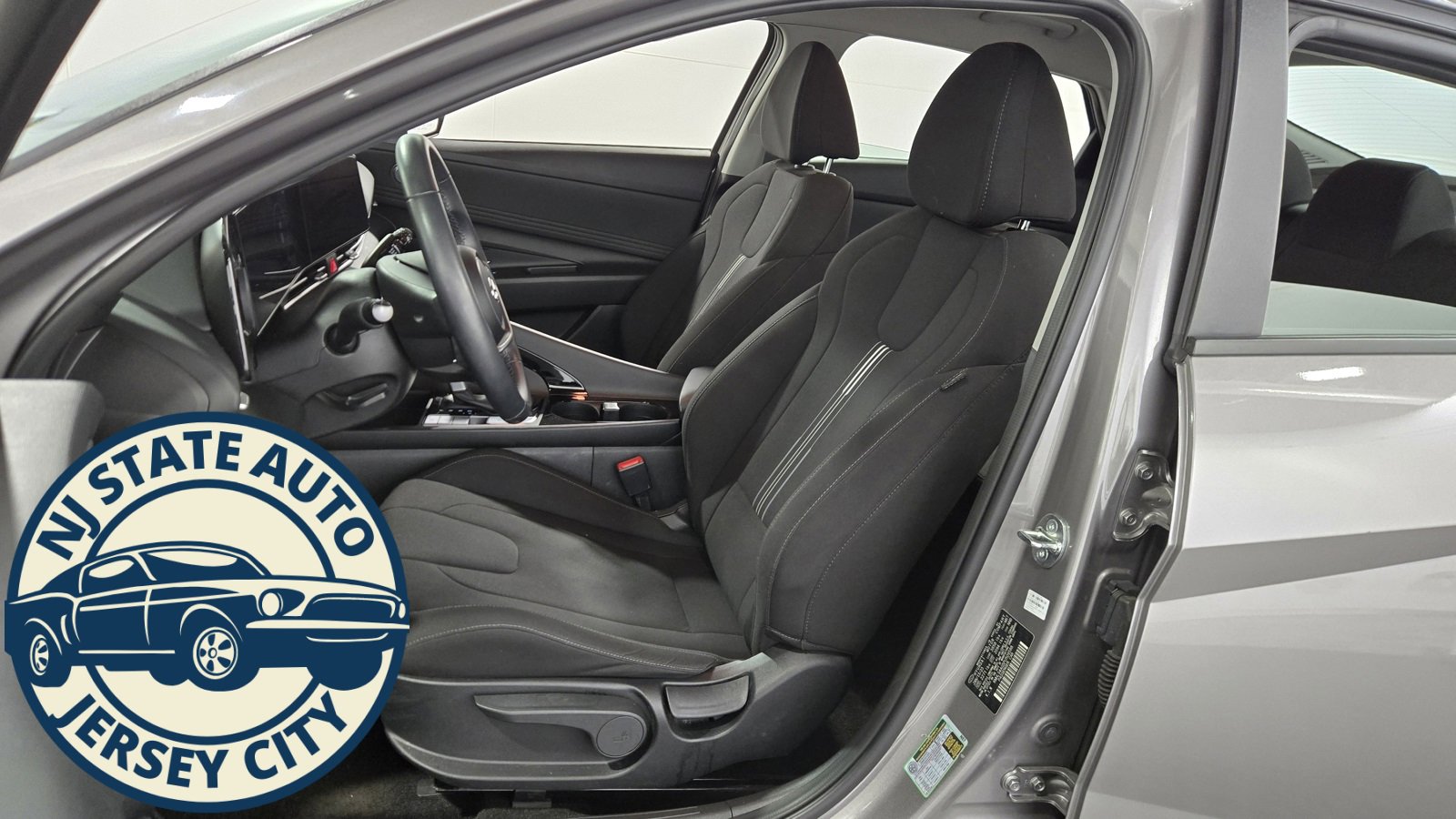 Used 2023 Hyundai Elantra SEL w/ Convenience Package image 22