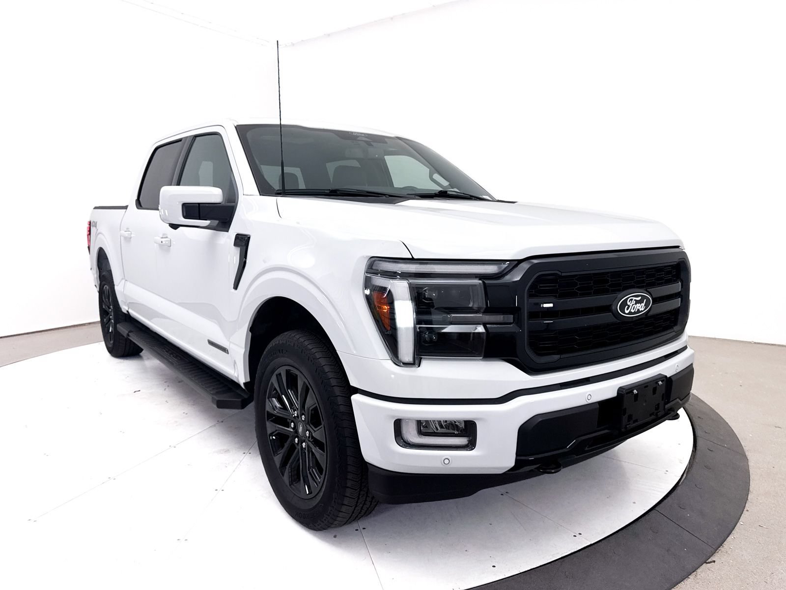 Used 2024 Ford F150 Lariat w/ Equipment Group 502A High AWD/4WD image 13