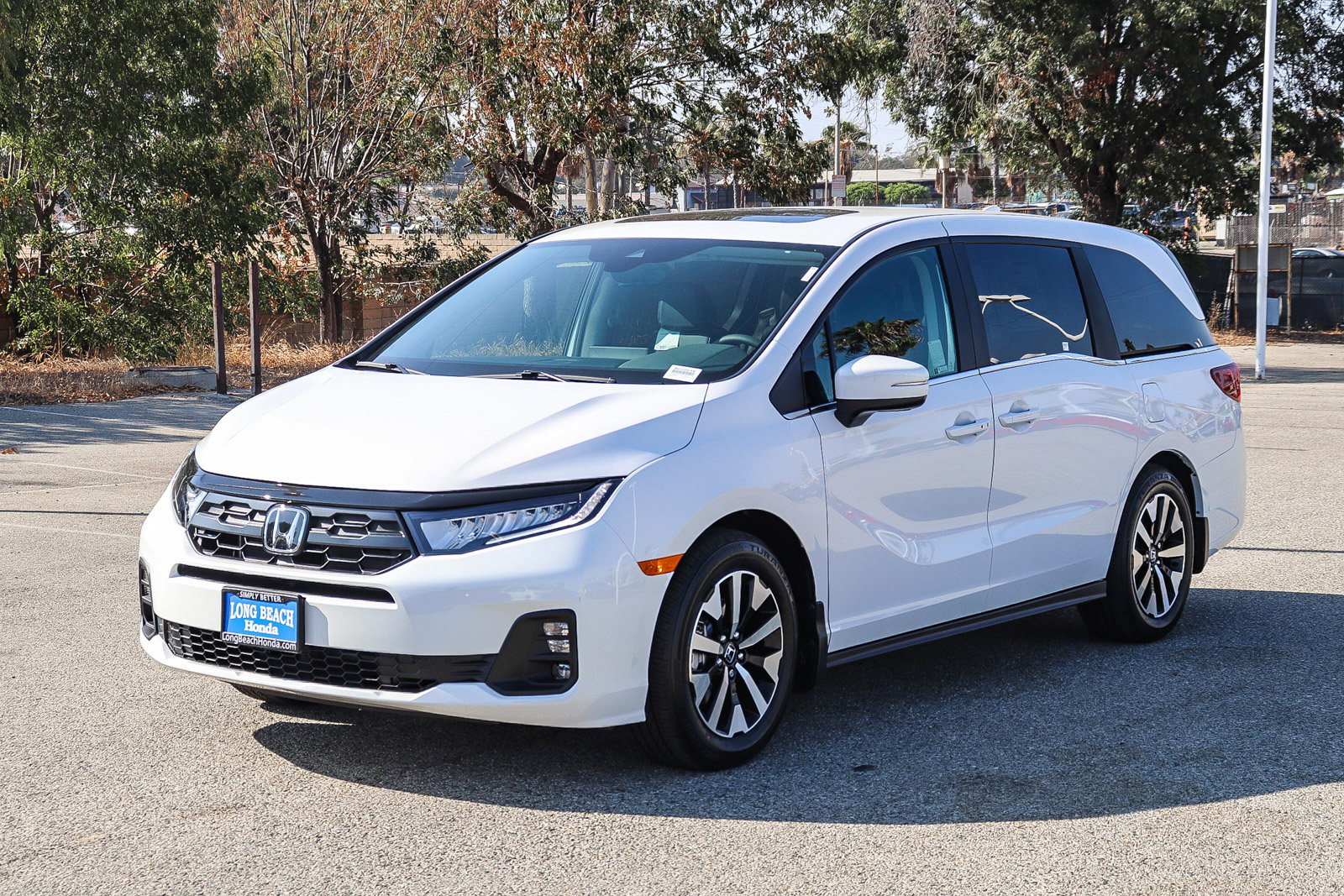 New 2026 Honda Odyssey EX-L image 3