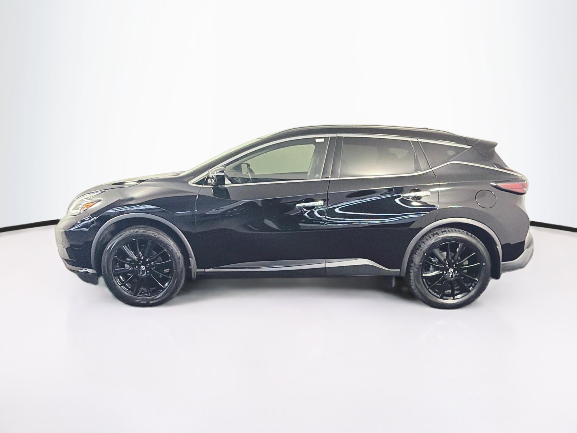 Used 2024 Nissan Murano SV w/ SV Midnight Edition Package FWD image 4