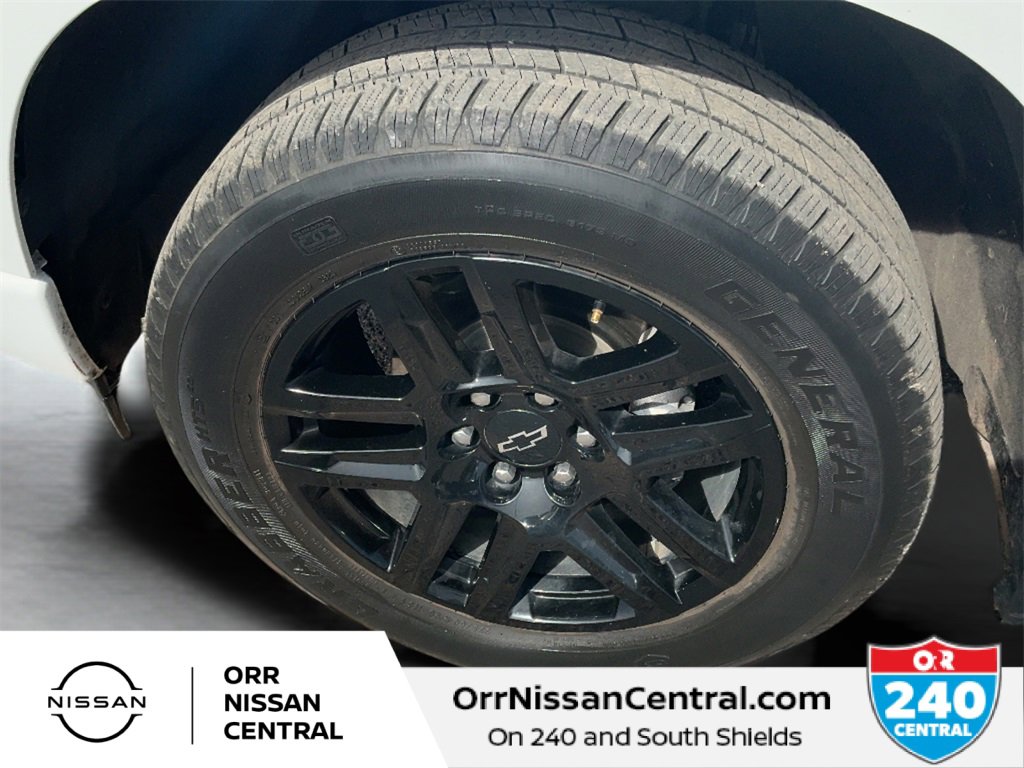 Used 2023 Chevrolet Silverado 1500 Custom w/ Rally Edition image 9