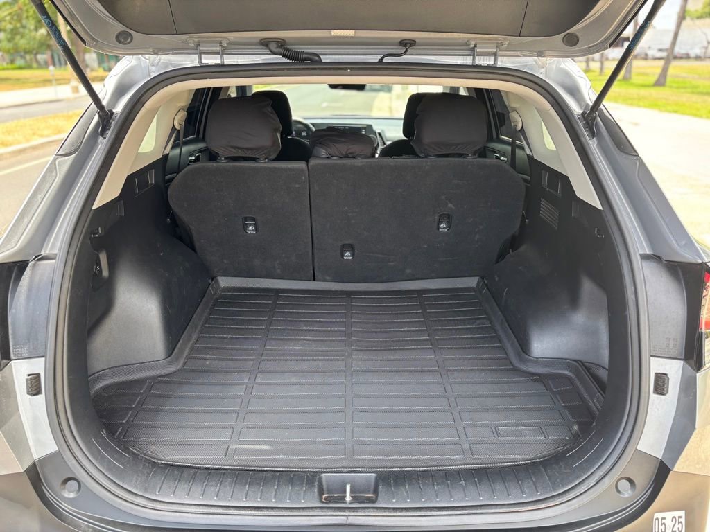 Used 2024 Kia Niro EX Touring FWD image 13