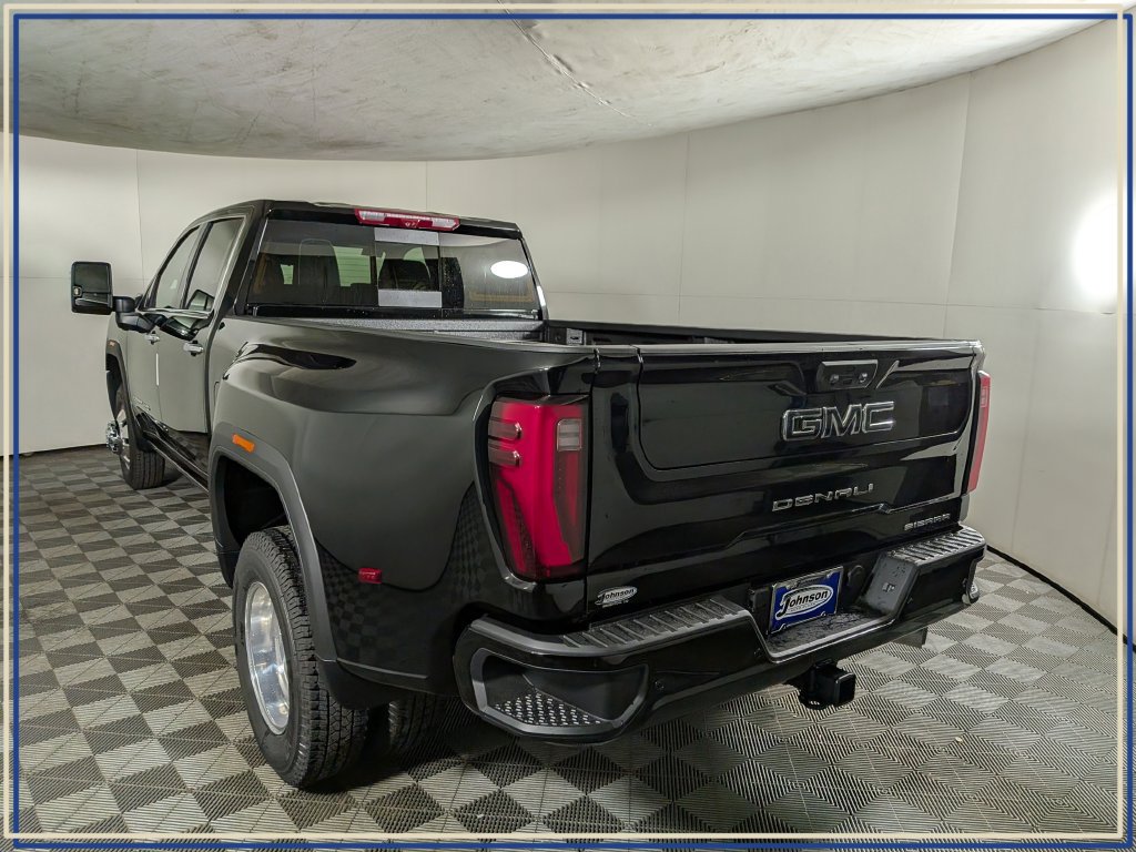 New 2026 GMC Sierra 3500 Denali Ultimate AWD/4WD image 4