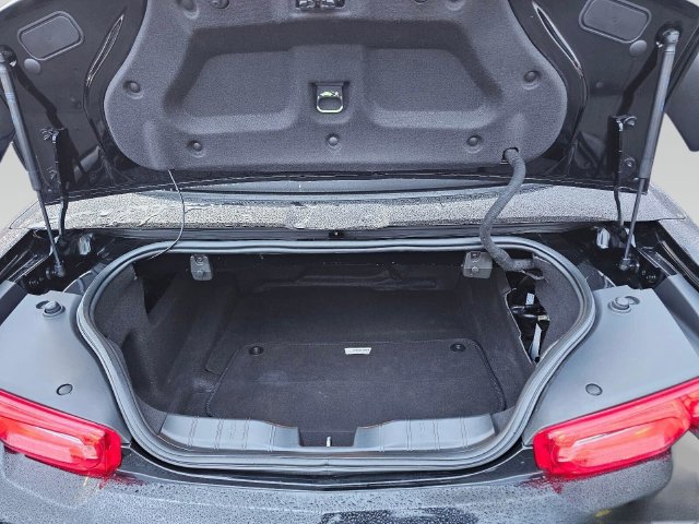 Used 2019 Chevrolet Camaro LT RWD image 13