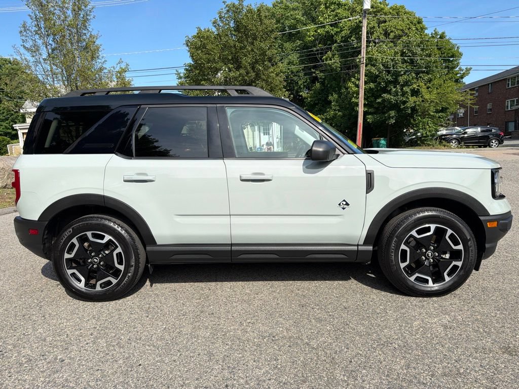 Used 2024 Ford Bronco Sport Outer Banks w/ Tech Package AWD/4WD image 8