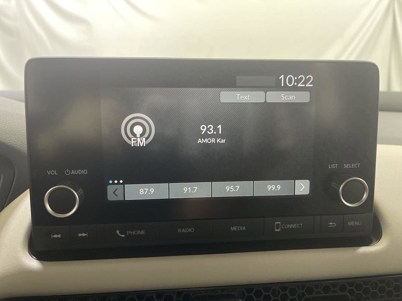 Certified 2025 Honda HR-V LX image 16