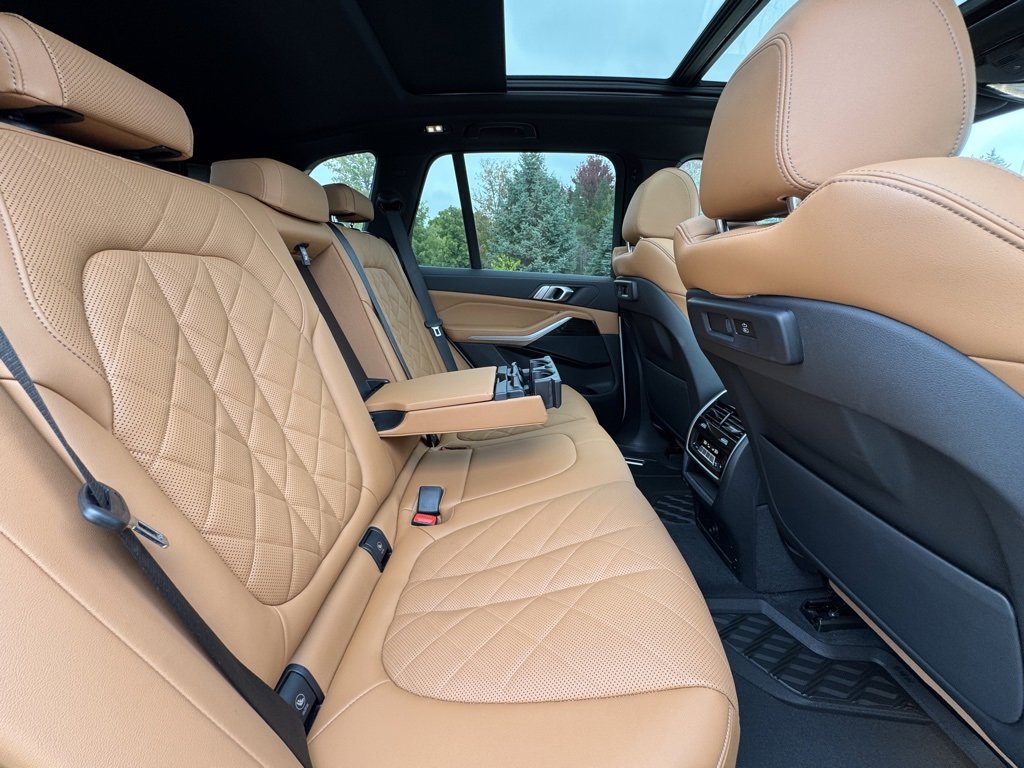 Used 2023 BMW X5 xDrive40i w/ Premium Package image 26