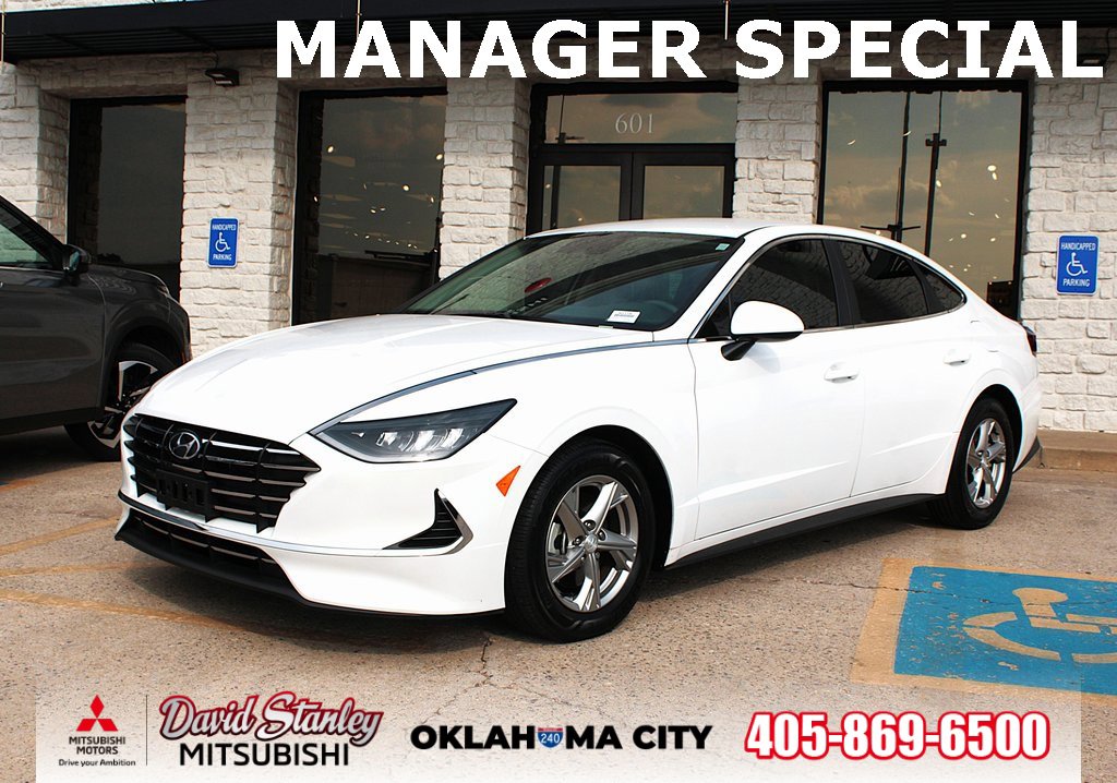 Used 2022 Hyundai Sonata SE w/ Preferred Accessory Package image 1