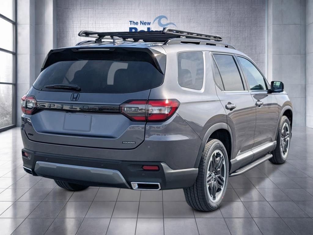 New 2026 Honda Pilot Touring image 5