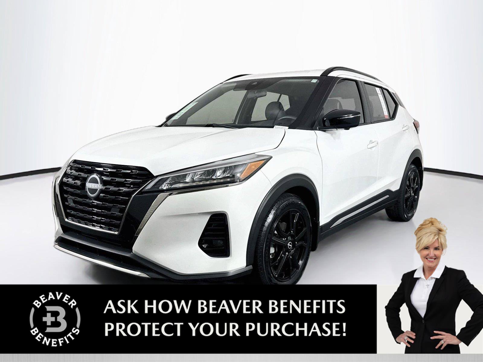 Used 2023 Nissan Kicks SR w/ SR Premium Package FWD image 1