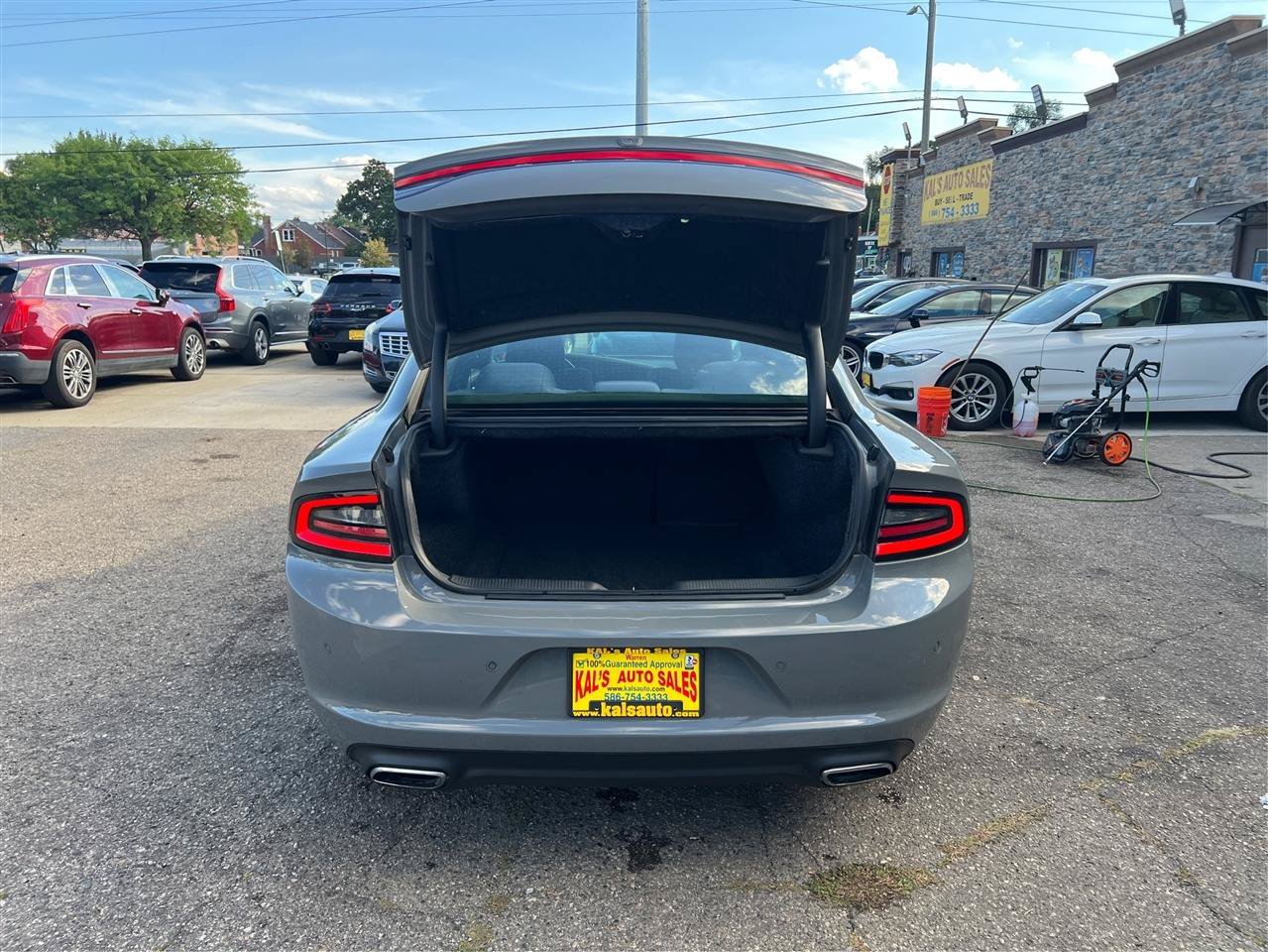 Used 2018 Dodge Charger SXT Plus RWD image 12